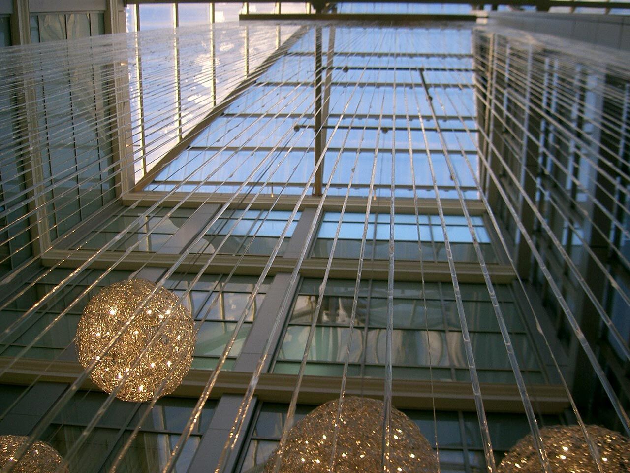 Crystal | NRC - Rain Curtain NRC EFFECT 01