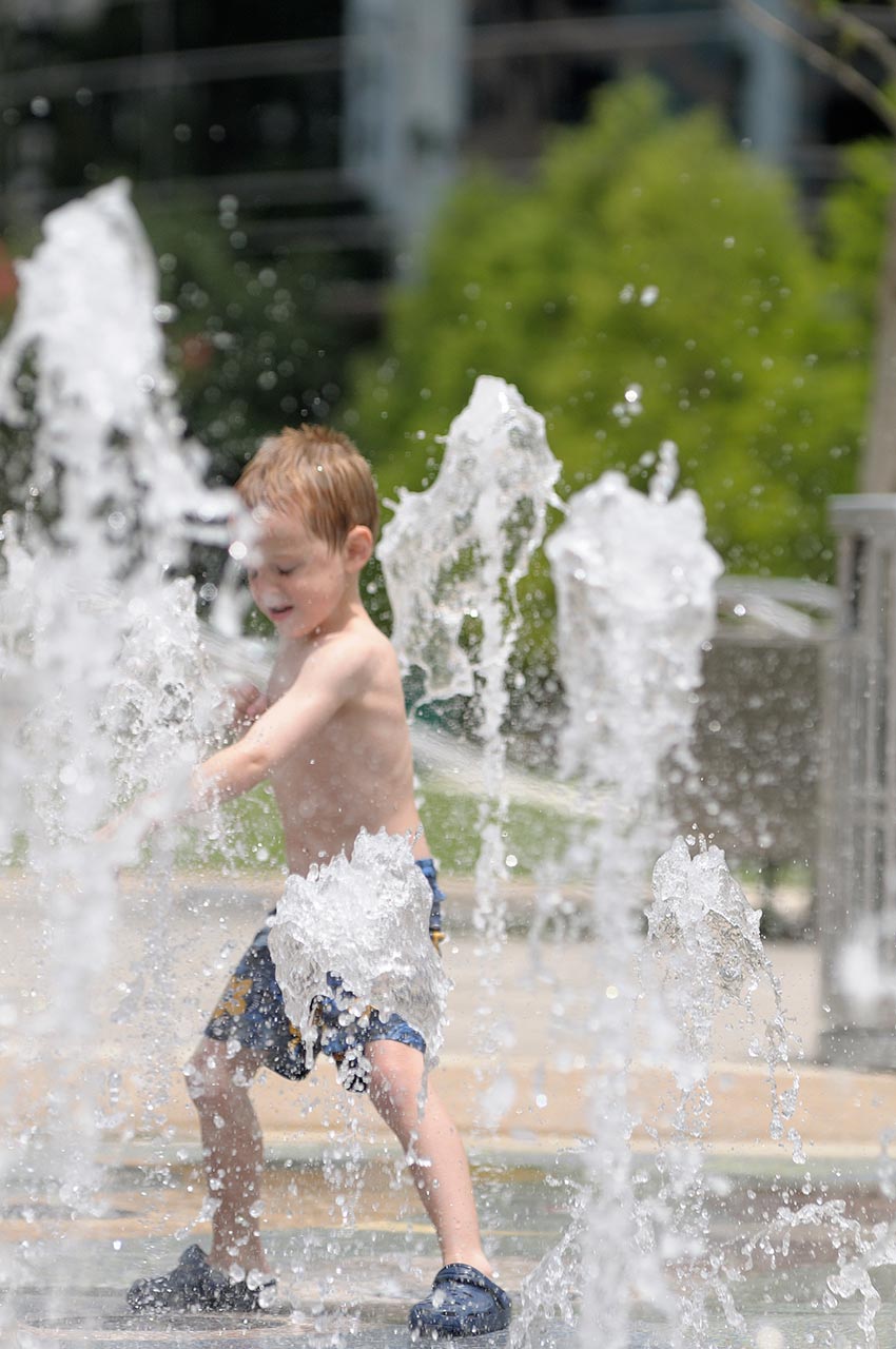 Crystal | NLC075 Series - Column Jet NLC075 EFFECT 01