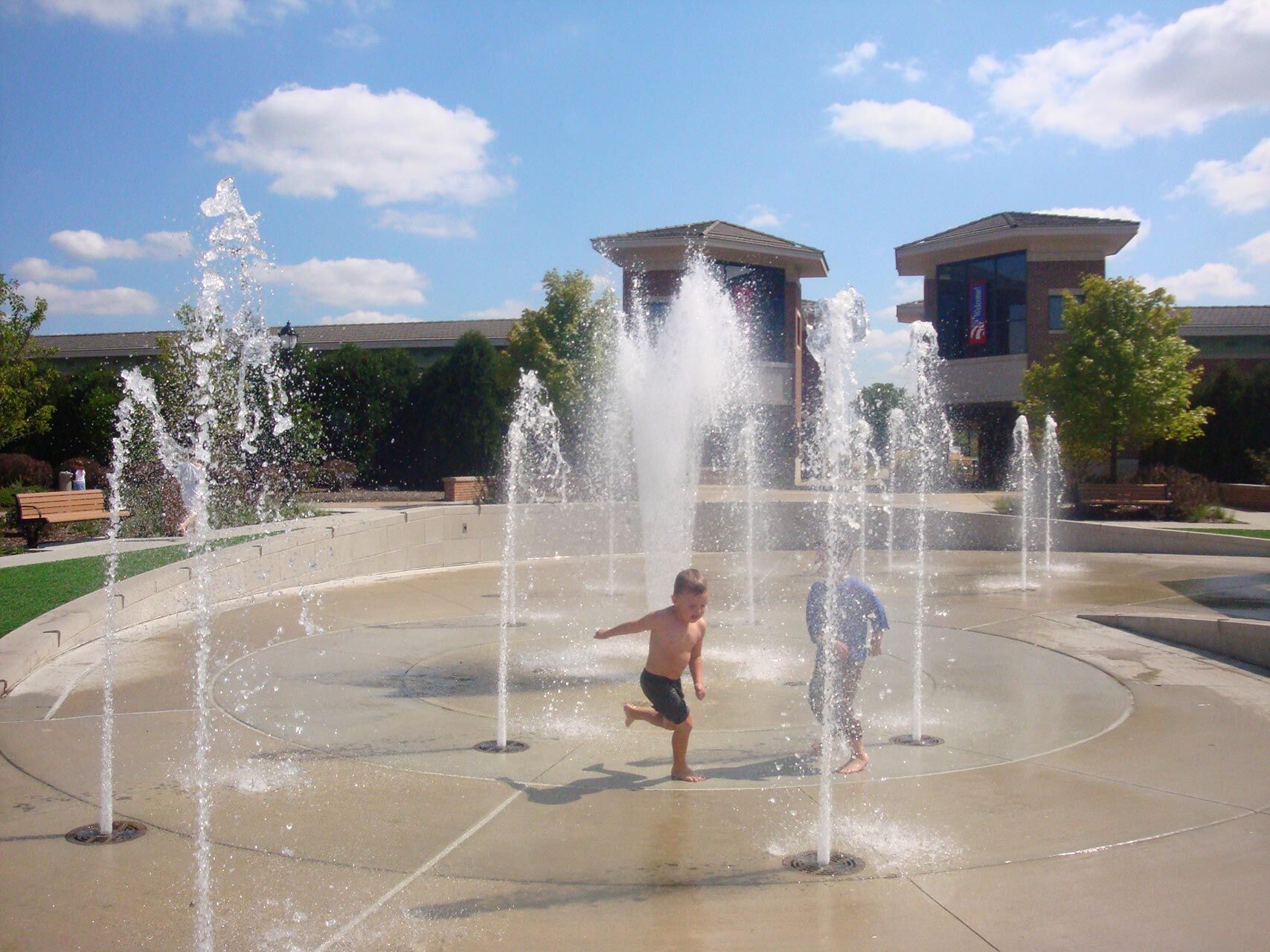 Crystal | LED151 Series - V Blast LED151 EFFECT 20