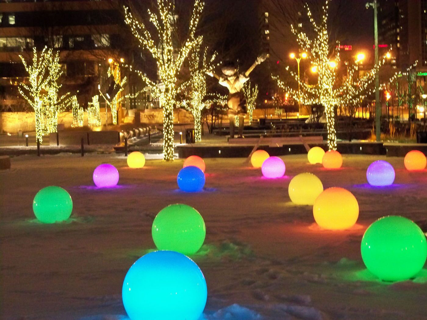 Crystal | Decorative Cover Series LED280A100 EFFECT 2