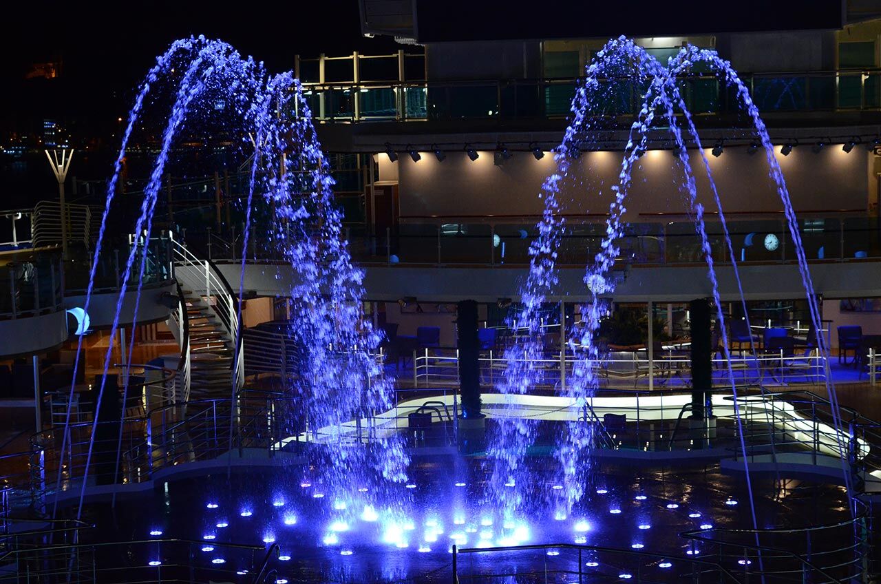 Crystal | NAJ Series - Arching Jet NAJ120 EFFECT 08